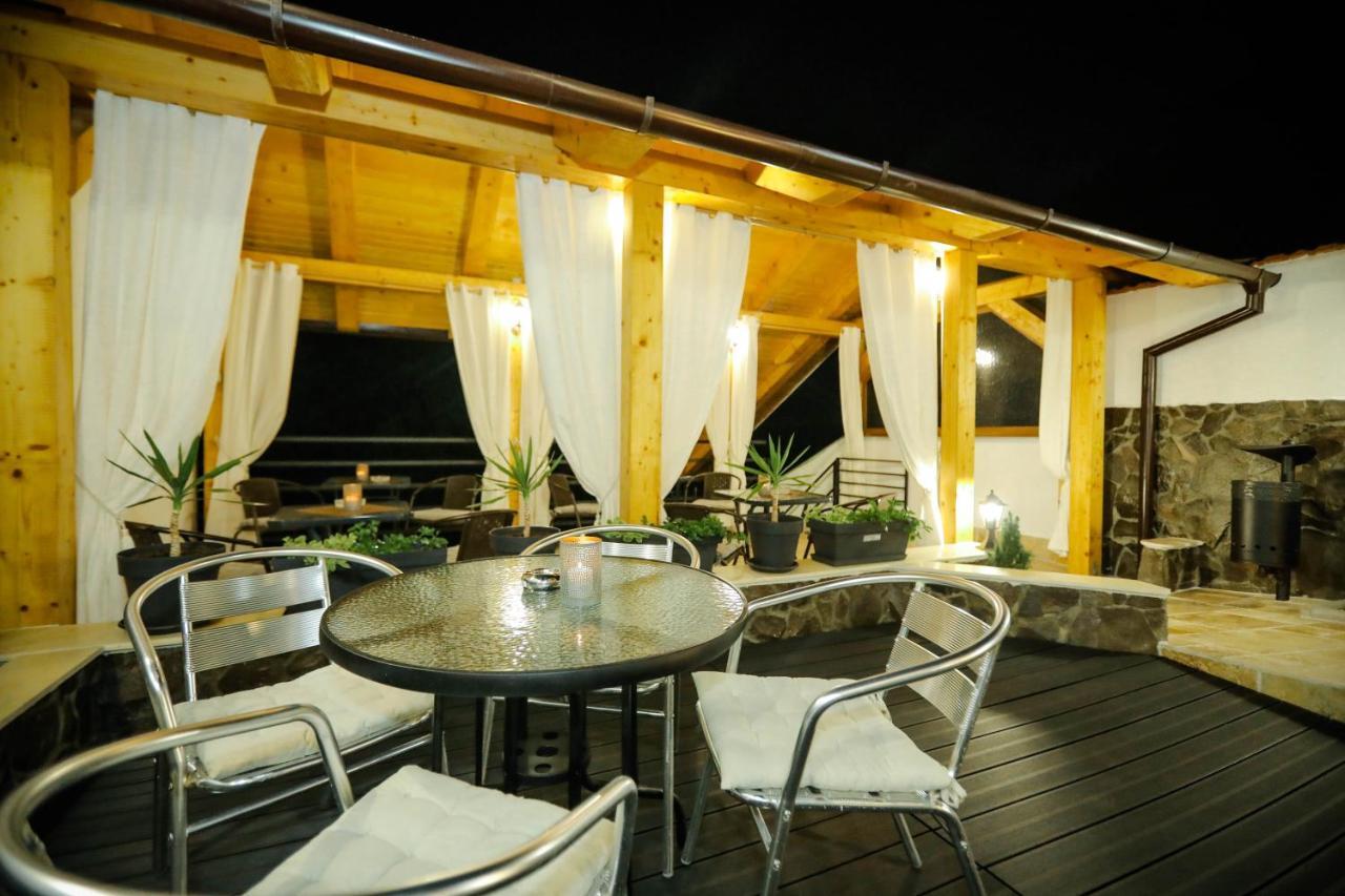 Casa Marica Hotel Байле Херкулане Екстериор снимка
