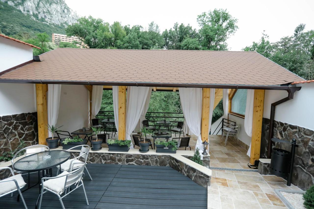 Casa Marica Hotel Байле Херкулане Екстериор снимка